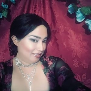 Meet your Posher, Antoinette